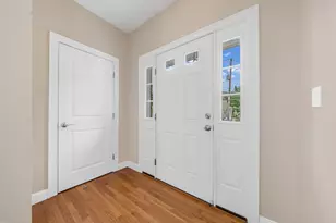 21 County St, Peabody, MA 01960 - Photo 4