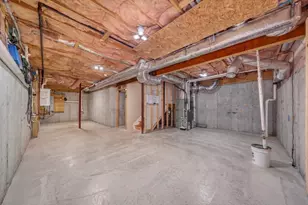 21 County St, Peabody, MA 01960 - Photo 32