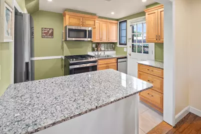 40 Pierce Rd #40, Watertown, MA 02472 - Photo 10