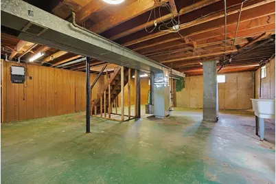135 Crane St, Dedham, MA 02026 - Photo 26