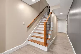 65 Castine St, Worcester, MA 01606 - Photo 6