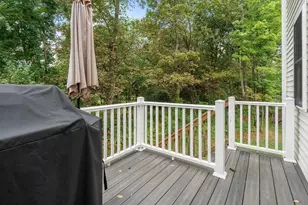 65 Castine St, Worcester, MA 01606 - Photo 30