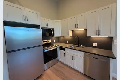 38-42 Washington #303, Haverhill, MA 01832 - Photo 4