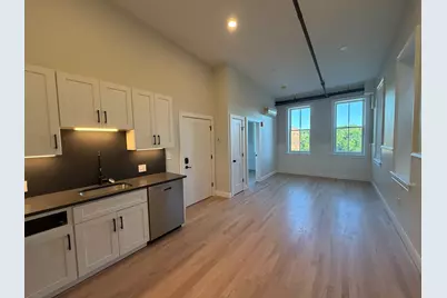 38-42 Washington #303, Haverhill, MA 01832 - Photo 2