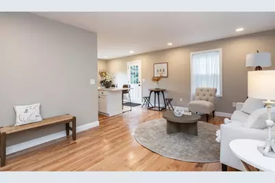 279 Caroline St, New Bedford, MA 02740 - Photo 6