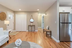 279 Caroline St, New Bedford, MA 02740 - Photo 4