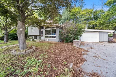59 Hally Rd, Lowell, MA 01854 - Photo 2
