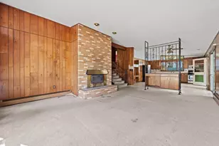 59 Hally Rd, Lowell, MA 01854 - Photo 6