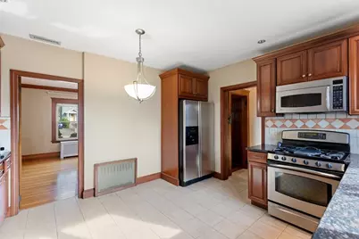 158 Common St, Watertown, MA 02472 - Photo 16