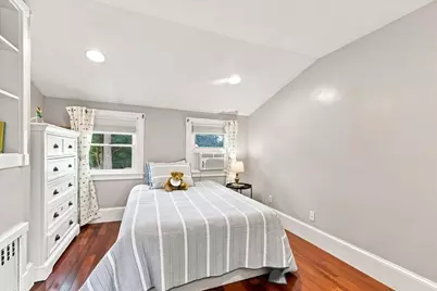 282 Corey St, Boston, MA 02132 - Photo 20