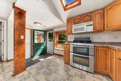 12 Woodbine Ave, Pembroke, MA 02359 - Photo 8