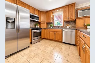 709 North Branch Pkwy, Springfield, MA 01119 - Photo 4