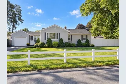 709 North Branch Pkwy, Springfield, MA 01119 - Photo 1