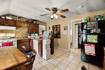 64 Oak St, Taunton, MA 02780 - Photo 16