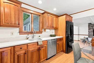 5 Regis Rd, Andover, MA 01810 - Photo 16