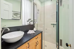 986 Memorial Dr, Cambridge, MA 02138 - Photo 16