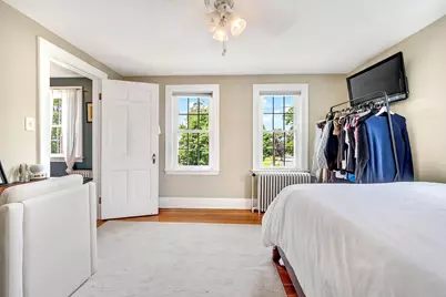 41 Hillcrest Ave, Melrose, MA 02176 - Photo 28