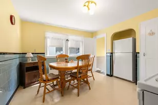 64 County St, Peabody, MA 01960 - Photo 4