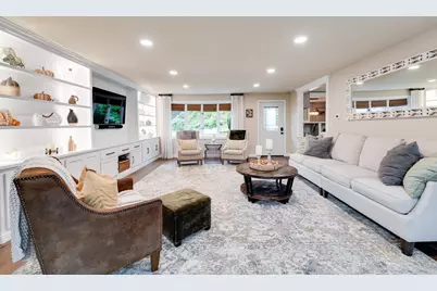 67 Kittredge Dr, Westfield, MA 01085 - Photo 2
