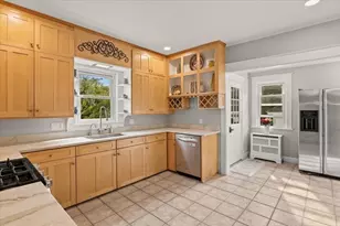 20 Whitney St, Westborough, MA 01581 - Photo 10