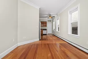 421 E 3rd St, Boston, MA 02127 - Photo 10
