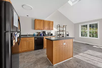 58 Ledgecrest Dr #58, Worcester, MA 01603 - Photo 16