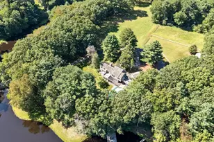 225 Mill St, Raynham, MA 02767 - Photo 38