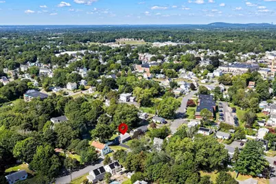 15 Bradford St, Stoughton, MA 02072 - Photo 40
