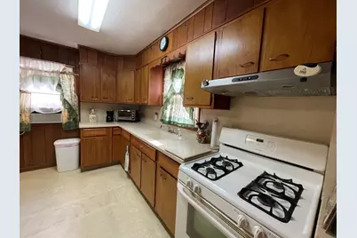 9 Pine Brook Curve, Northampton, MA 01060 - Photo 8