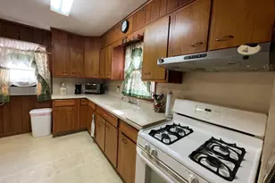9 Pine Brook Curve, Northampton, MA 01060 - Photo 8