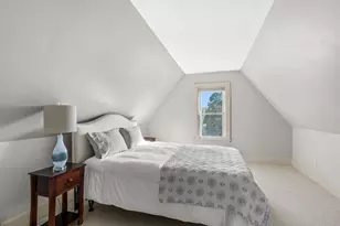 186 Temple St, Boston, MA 02132 - Photo 24
