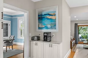 186 Temple St, Boston, MA 02132 - Photo 4