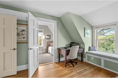 186 Temple St, Boston, MA 02132 - Photo 22