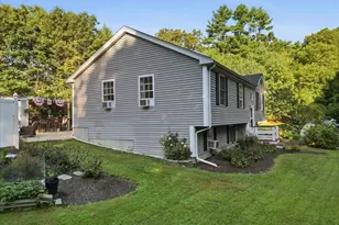 15 Old Center St, Middleborough, MA 02346 - Photo 2