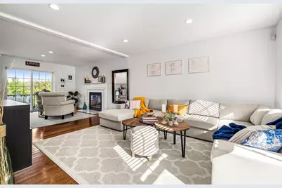 22 Overlook Dr, Danvers, MA 01923 - Photo 8