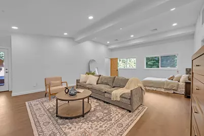 335 Salisbury St, Worcester, MA 01609 - Photo 16