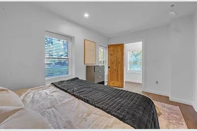 335 Salisbury St, Worcester, MA 01609 - Photo 12