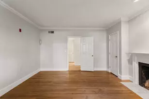 180 Marlborough St, Boston, MA 02116 - Photo 16