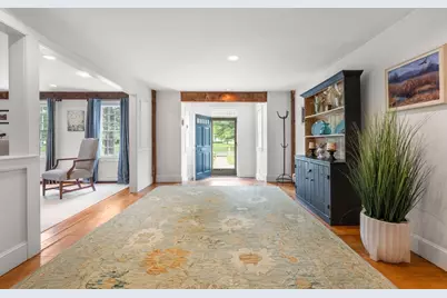 41 Longmeadow Road, Wellesley, MA 02482 - Photo 4