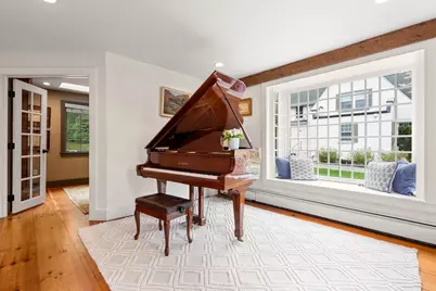 41 Longmeadow Road, Wellesley, MA 02482 - Photo 8