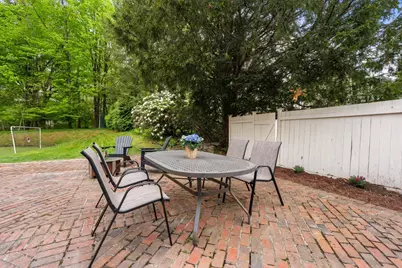 41 Longmeadow Road, Wellesley, MA 02482 - Photo 36