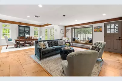 41 Longmeadow Road, Wellesley, MA 02482 - Photo 18