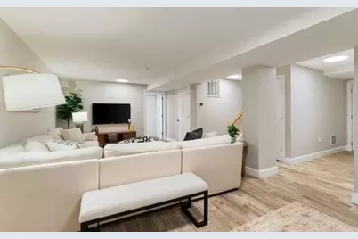 181 Cedar St #2, Somerville, MA 02145 - Photo 26