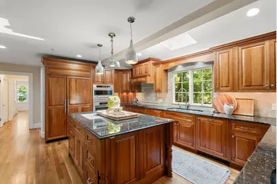 1 Kenilworth Circle, Wellesley, MA 02482 - Photo 12