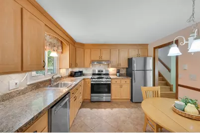 401 Cross St, Boylston, MA 01505 - Photo 10