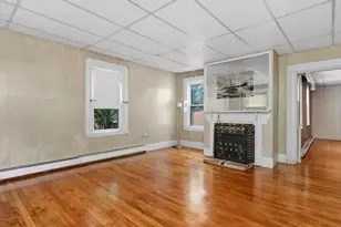 32 Vernon St, Waltham, MA 02453 - Photo 8