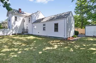 32 Vernon St, Waltham, MA 02453 - Photo 28