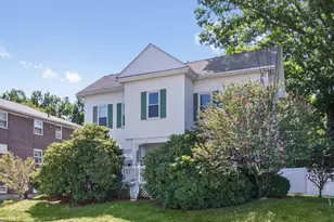 32 Vernon St, Waltham, MA 02453 - Photo 24