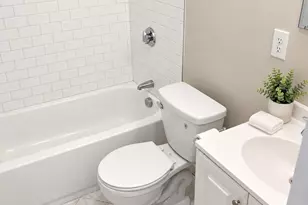 21 Greenwood St, Melrose, MA 02176 - Photo 4