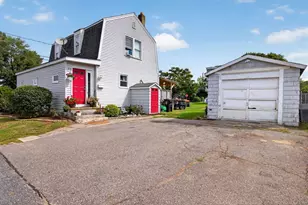 32 Gardner Ave, Swansea, MA 02777 - Photo 4
